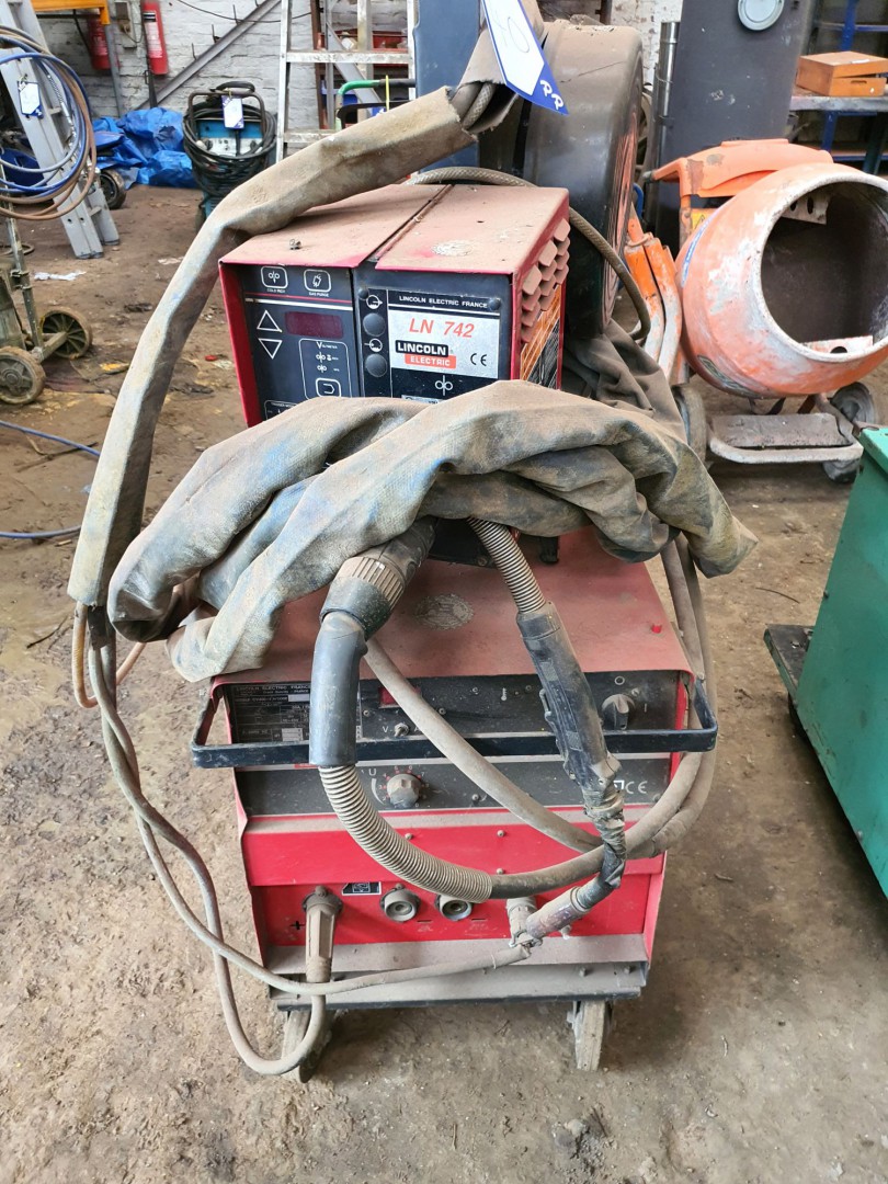 Lincoln Electric CV400-1 Idea Arc welder inc: wire...
