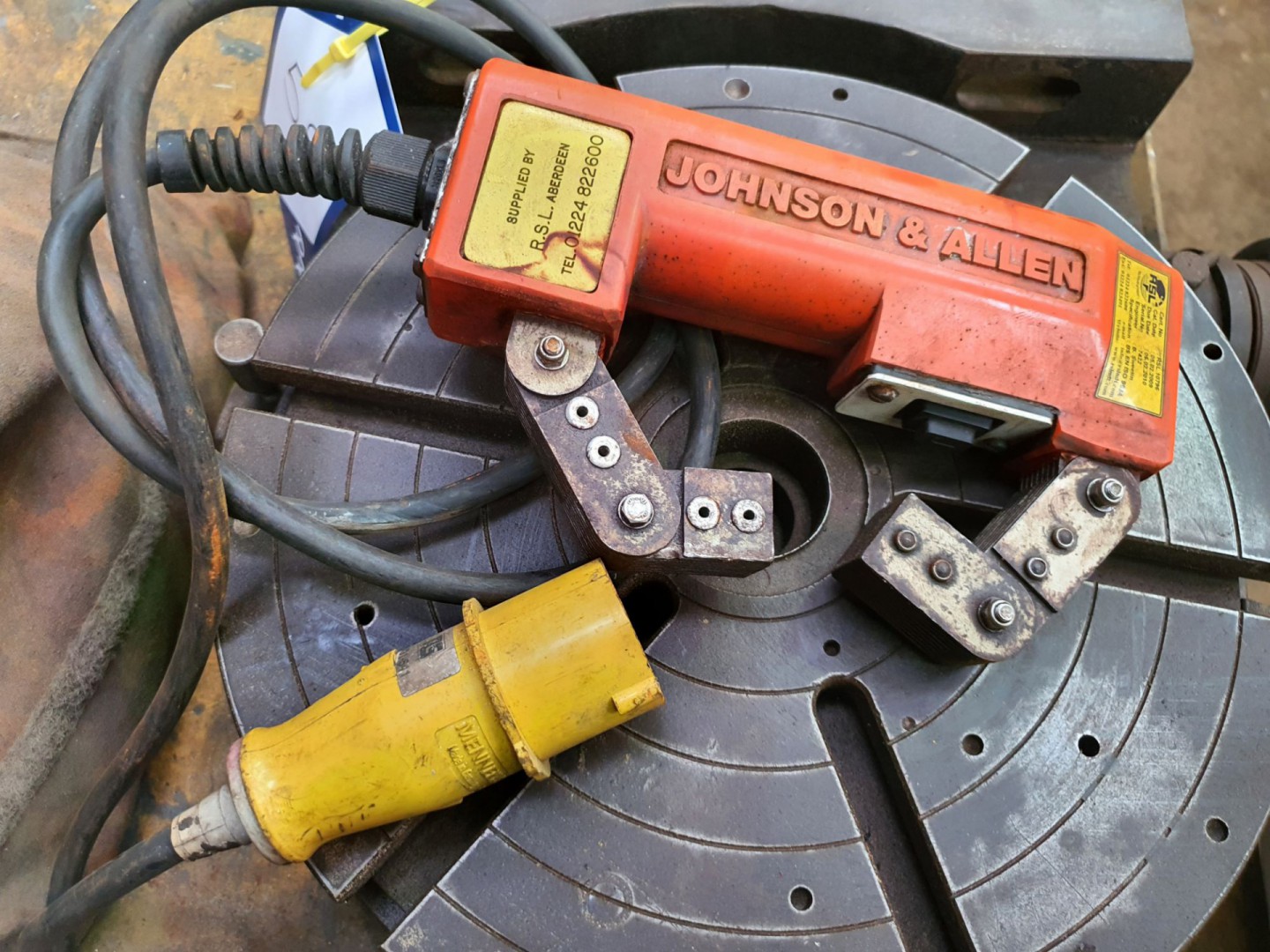 Johnson & Allen 7422 Jay electro magnet, 110v in b...