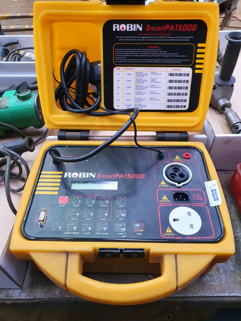Robin Smart PAT 5000 PAT tester - Lot Located at:...