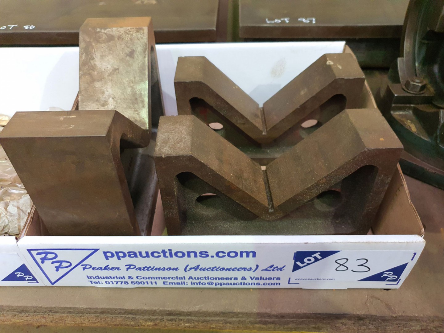 3x CI angle vee blocks - Lot Located at: LE, Donca...