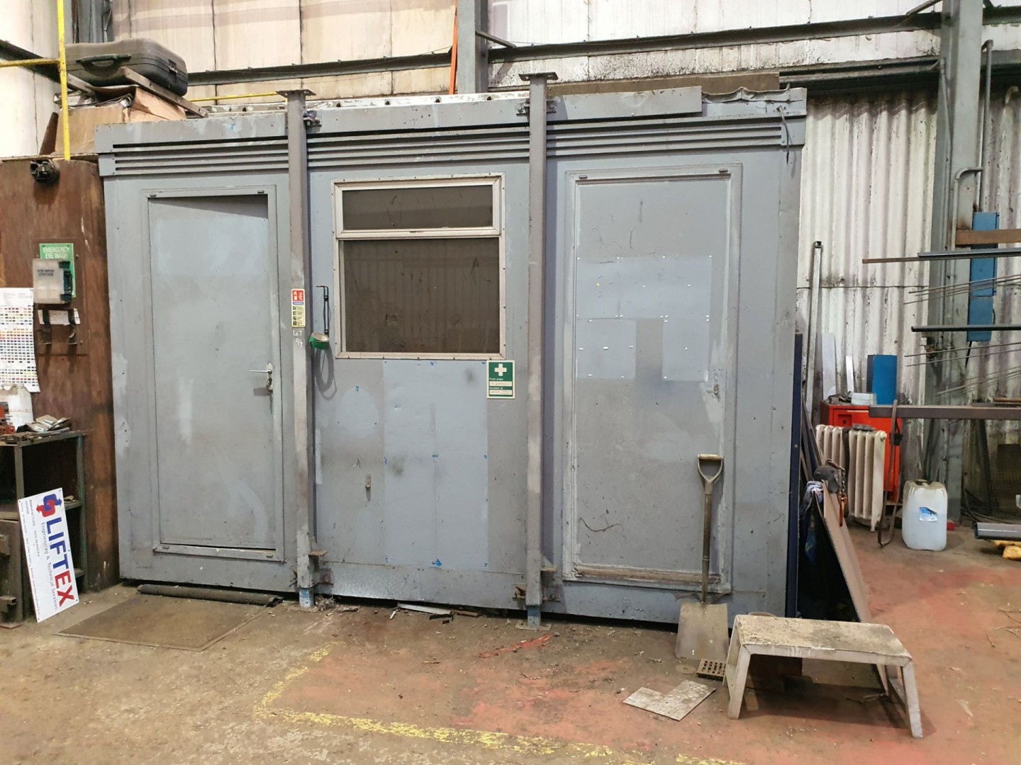 Jack leg mobile portable building inc: office furn...