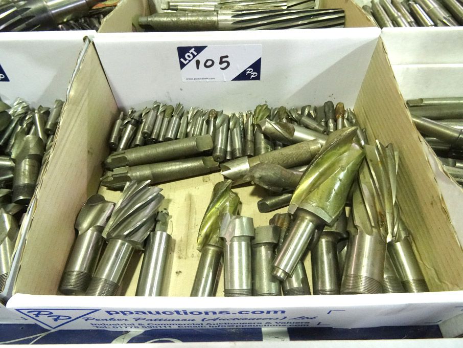 Qty various HSS endmills to 2" approx - lot locate...