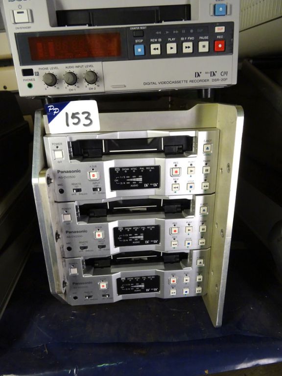 3x Panasonic AG-DV2500 tape recorders - lot locate...
