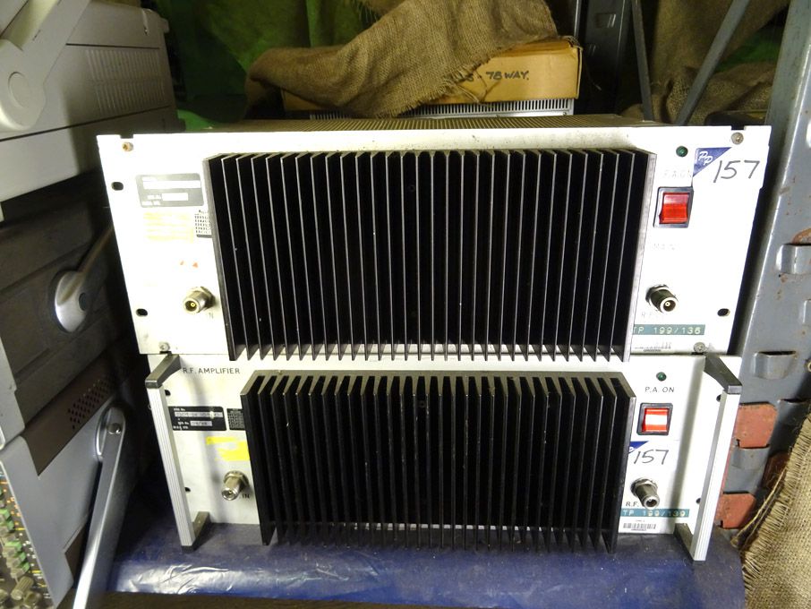 2x RF amplifiers, 3309 / 3X, 1 - 250MHz, 25W - lot...