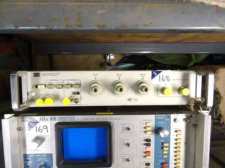 HP 8403A modulator - lot located at: PP Saleroom,...