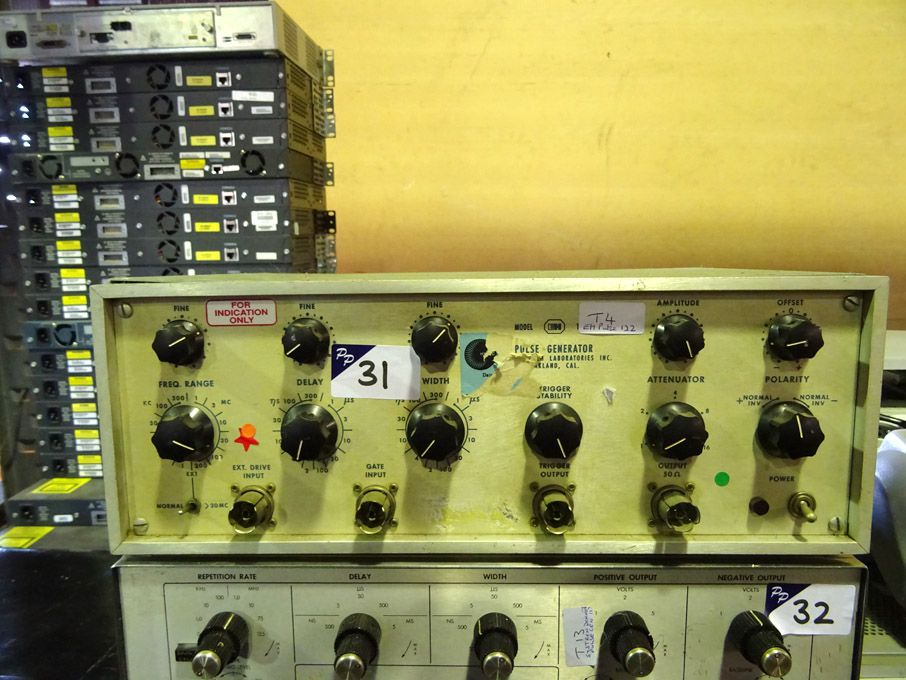 EH122 pulse generator - lot located at: PP Saleroo...