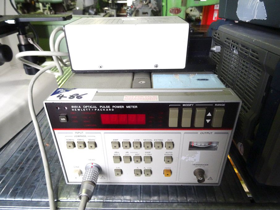 HP 8151A optical pulse power meter with 81511A hea...