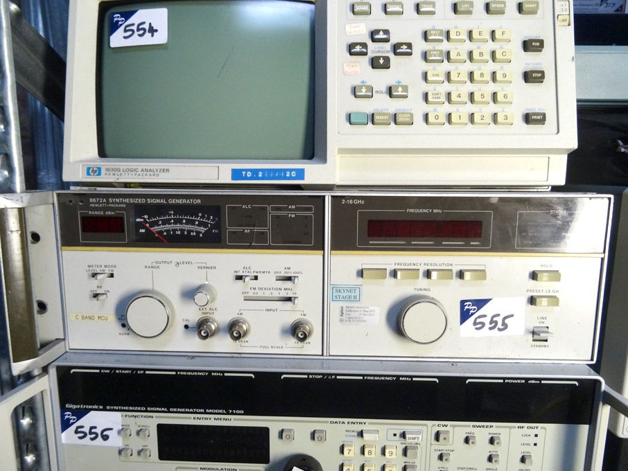 HP 8672A signal generator, 2 - 18GHz - lot located...