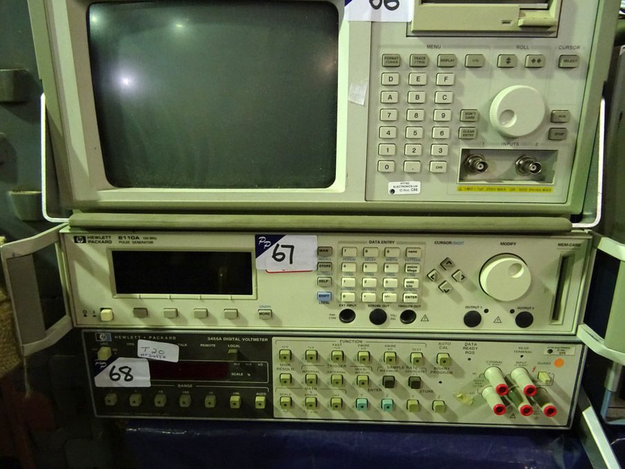 HP 8110A pulse generator, 150MHz - lot located at:...
