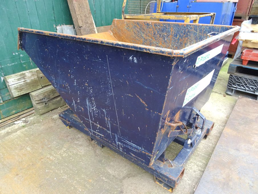 Forkable metal tipping skip, 1250x1500x800mm int d...