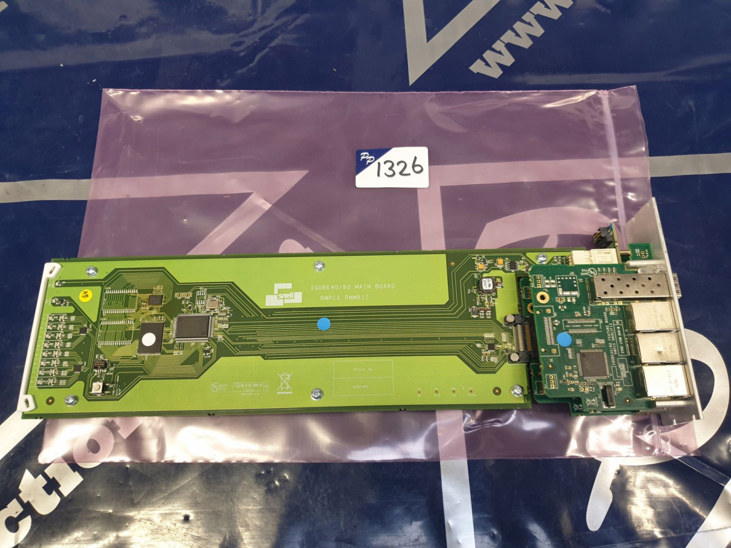 Sam IQGBE80 8 port GB ethernet & fibre converter s...