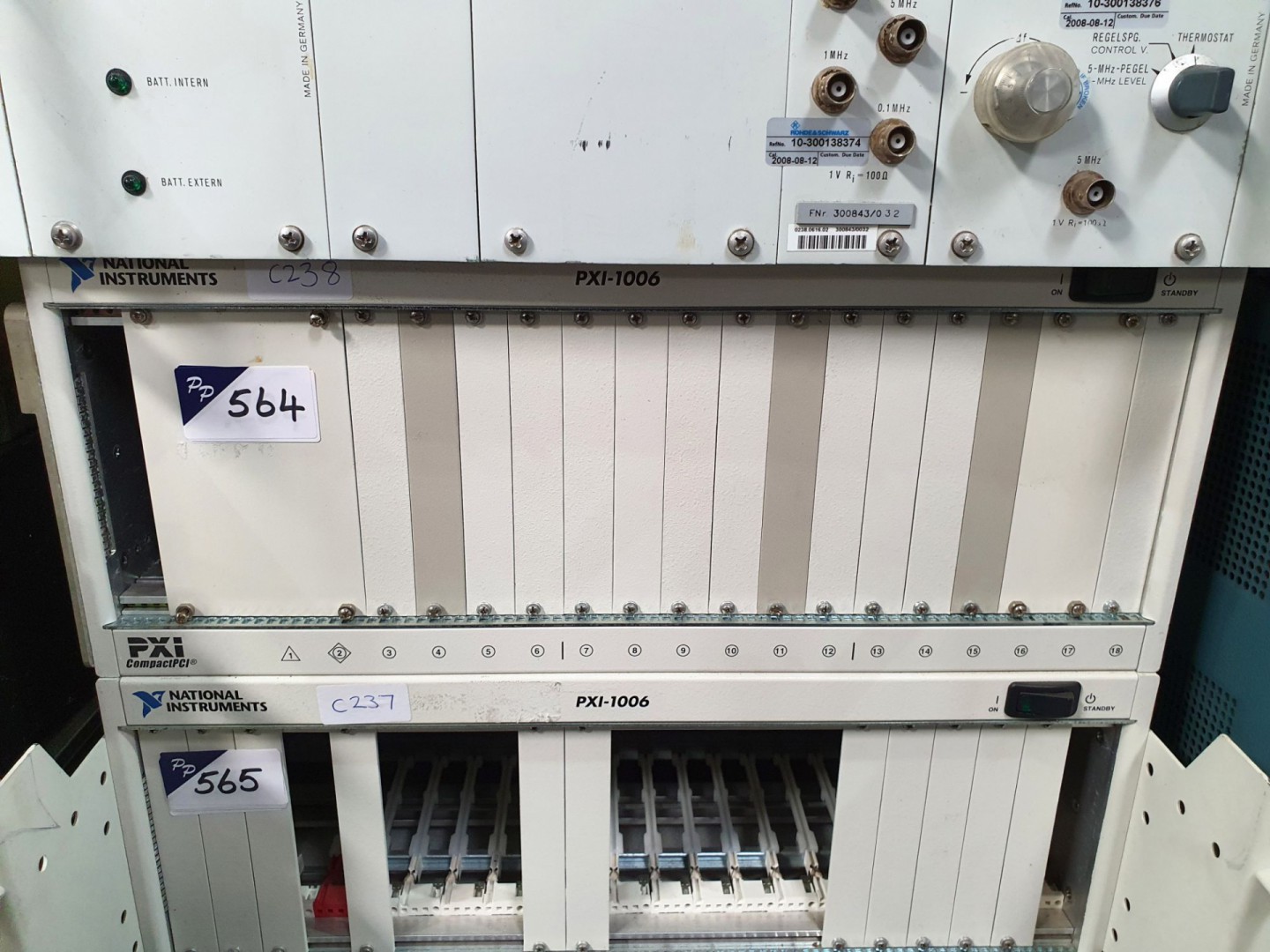 National Instruments PXI 1006 mainframe (C238)