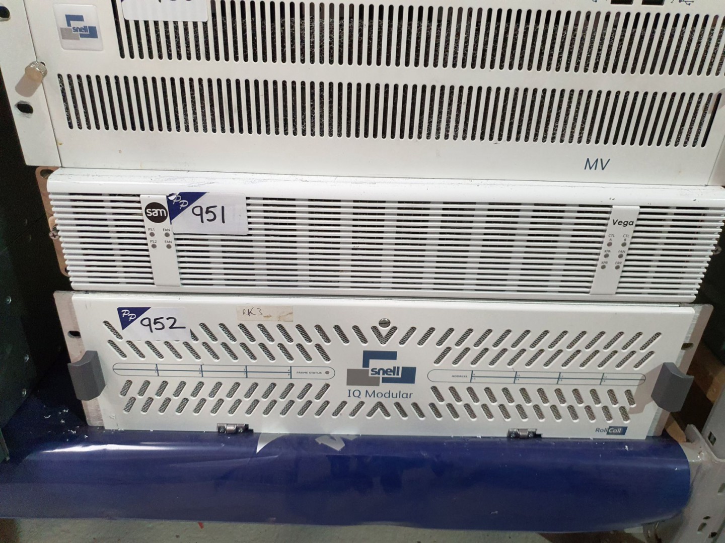 SAM Vega frame with plug in cards inc: 2x CLTFAN1B...