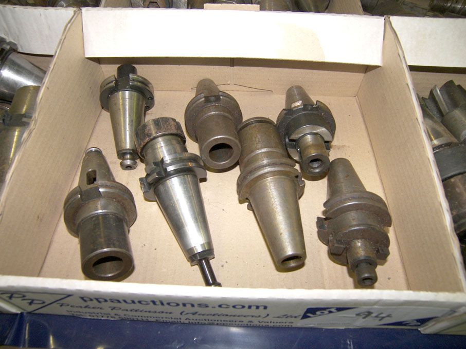 Qty various 40 int tool holders - Lot located at:...
