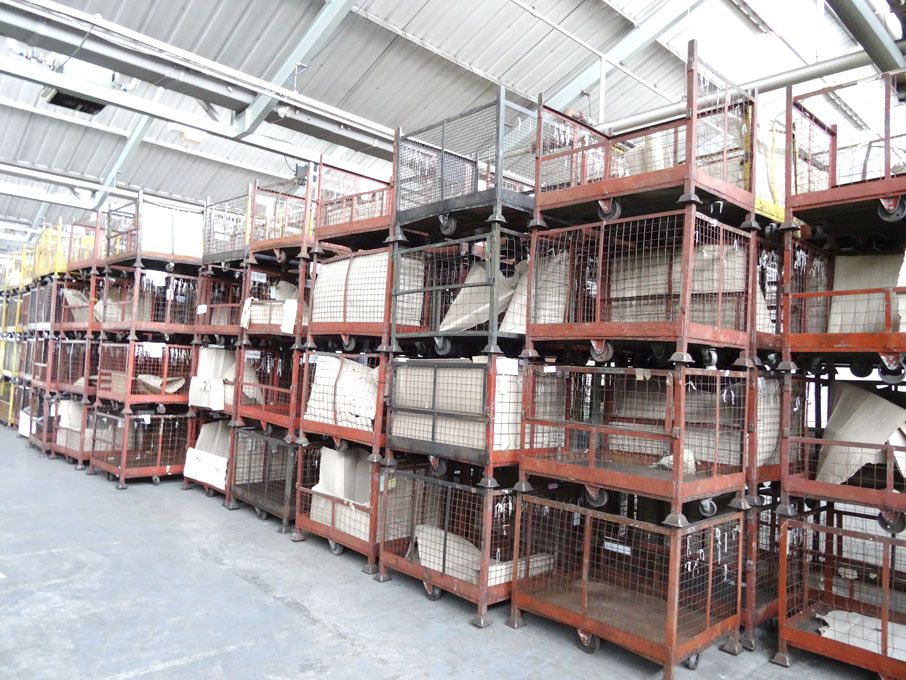 20x mobile stackable wire mesh stillages, 900x1200...