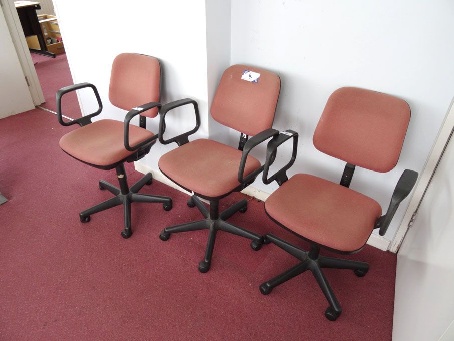 3x peach upholstered swivel office chairs with arm...