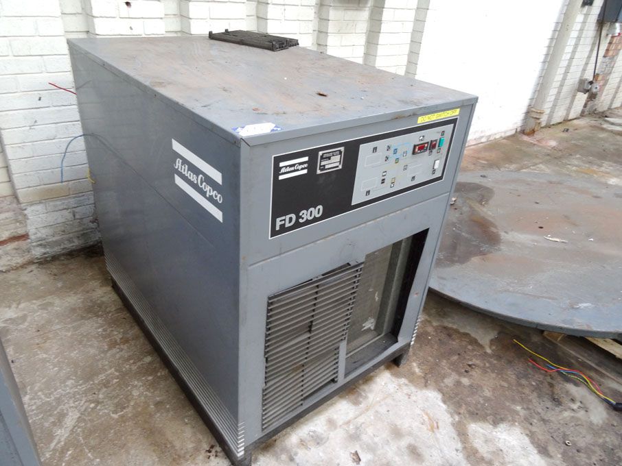 Atlas Copco FD300 compressor air dryer, 20 bar cap...