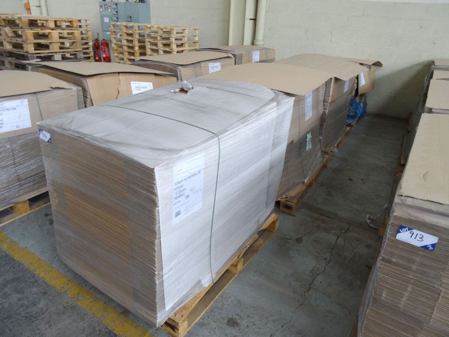1000x flat pack cardboard boxes on 4 pallets, PT12...