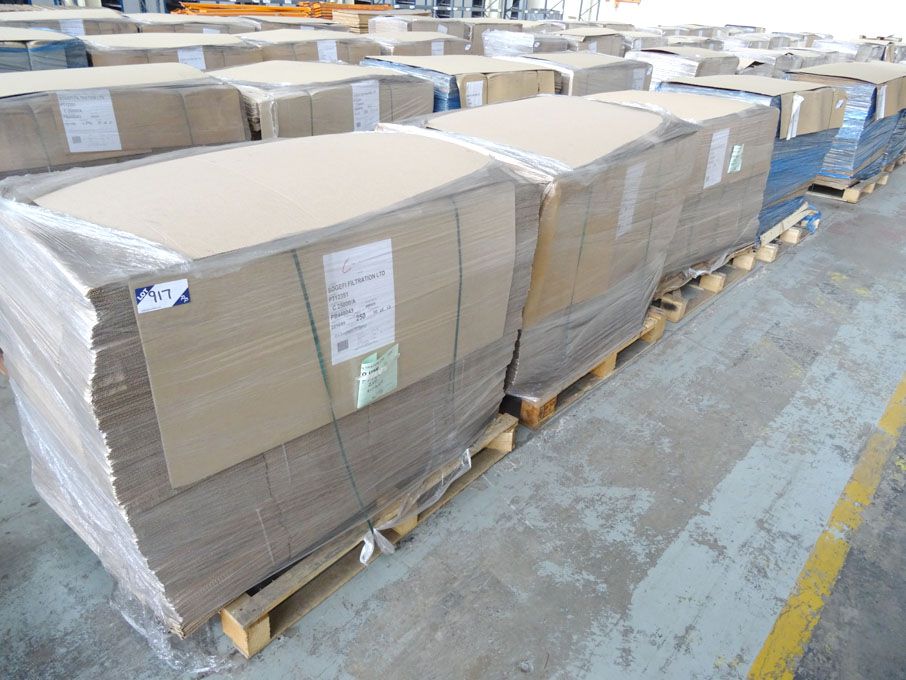 1000x flat pack cardboard boxes on 4 pallets, PT12...