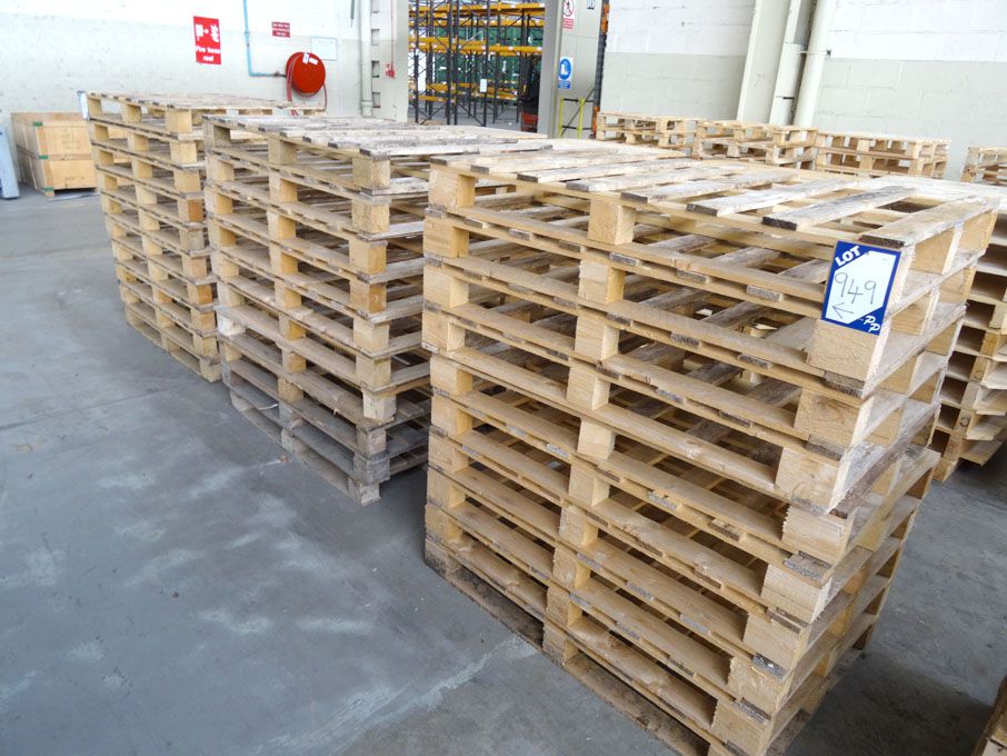 30x wooden pallets, 1200x800mm approx