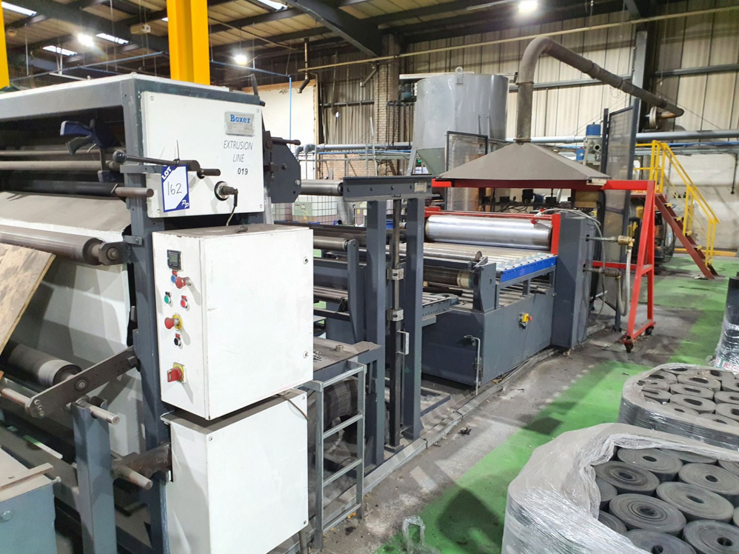 Boxer extrusion line inc: extruder, hopper, top &...