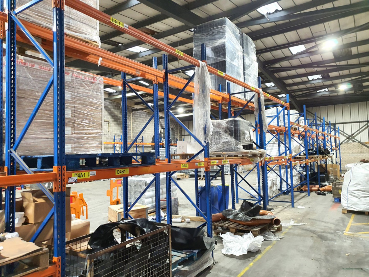 9 bays Stow heavy duty multishelf boltless pallet...