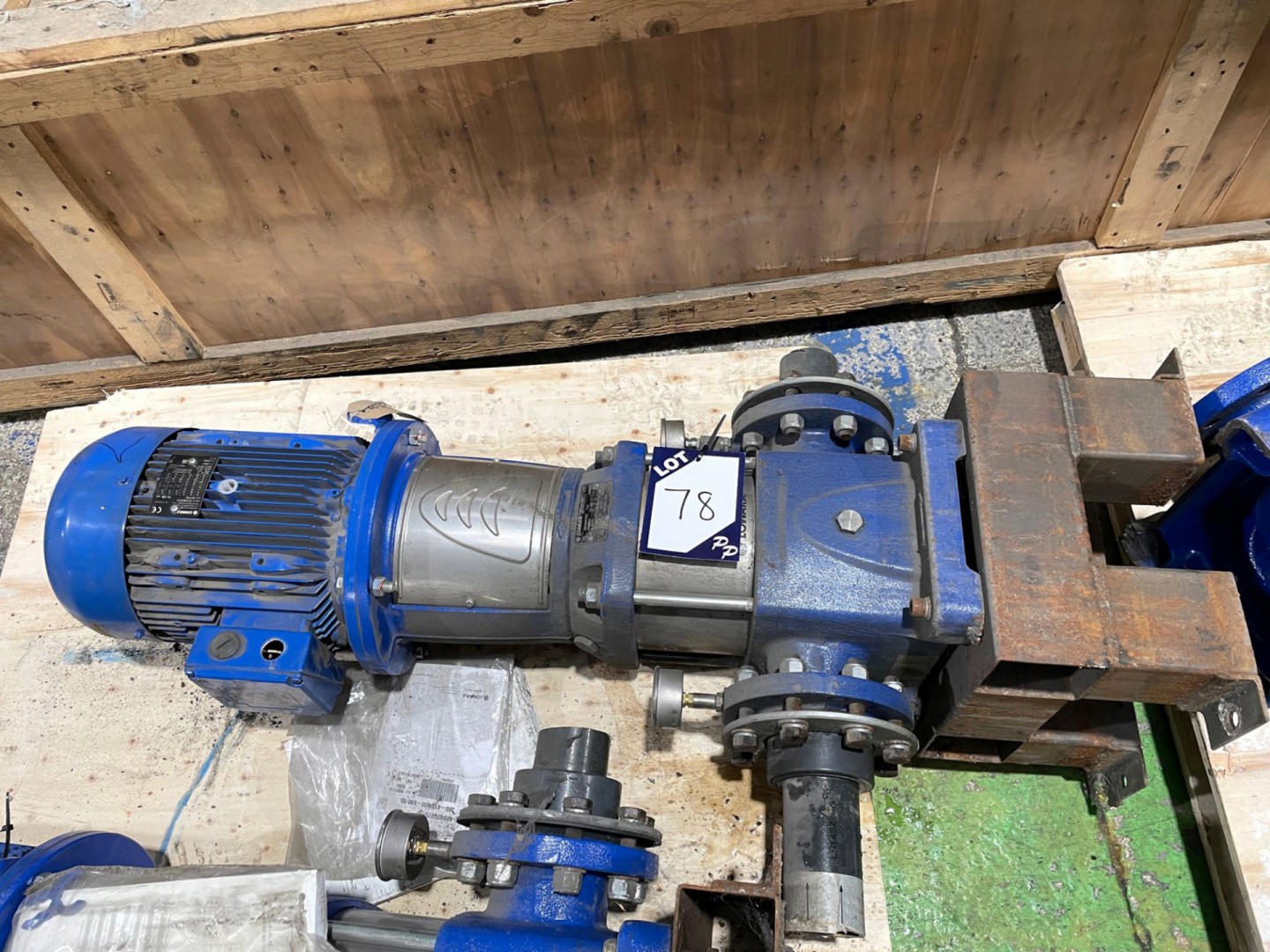 Lowara 46SV02G075T/D water pump, 7.5kW @ 2900rpm (...