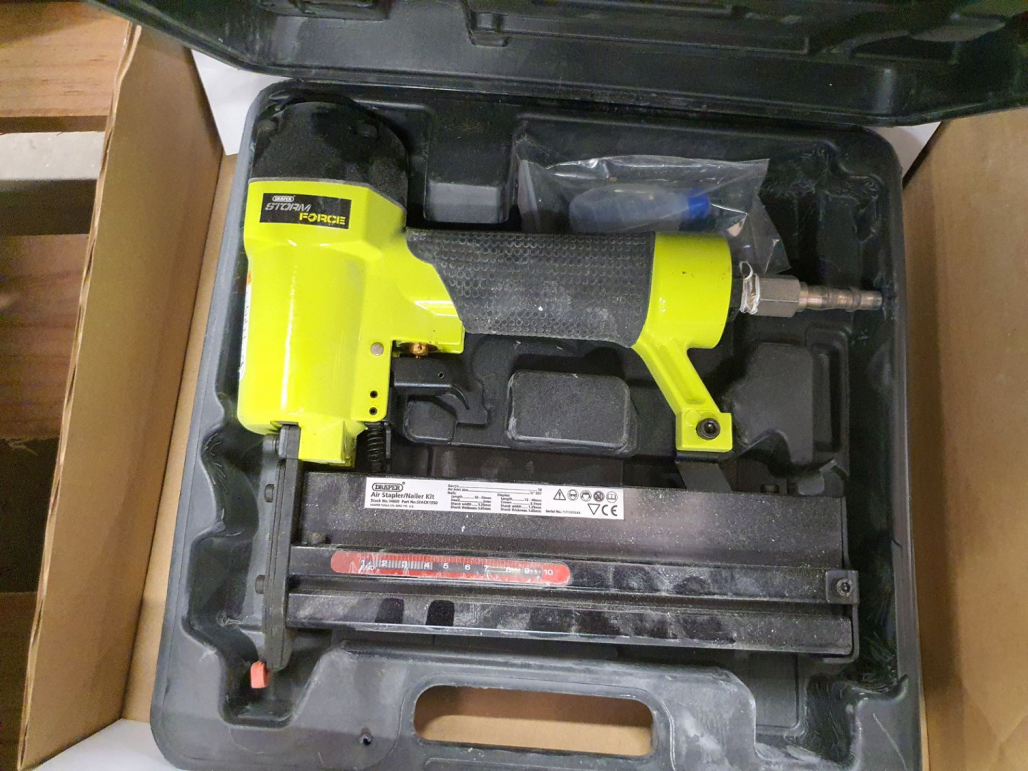 Draper Stormforce air stapler / nailer in case