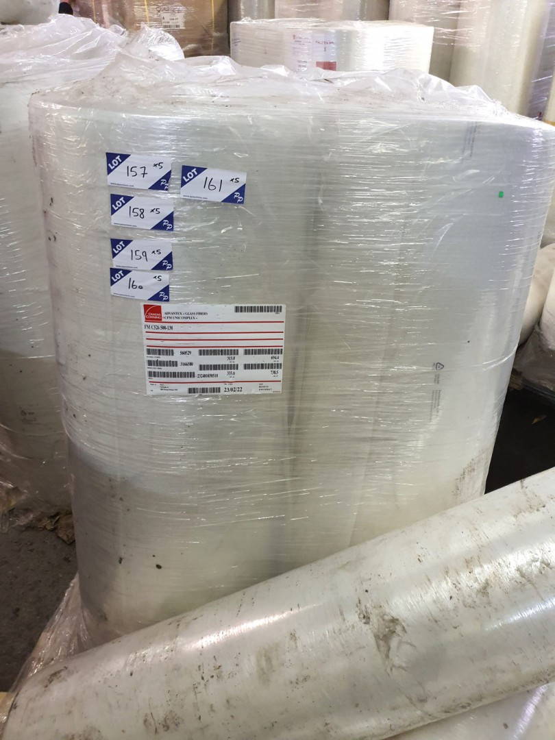 5 pallets, 4 rolls per pallet, Owens Coring FM C52...