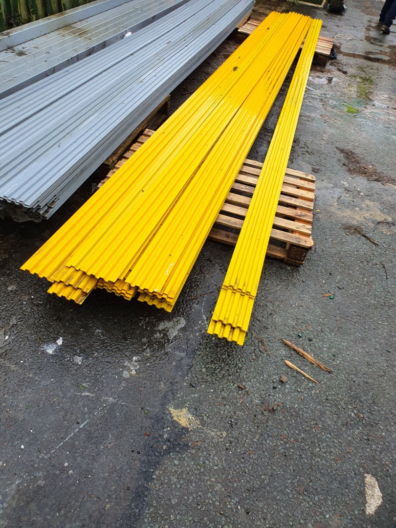 40x yellow composite kick boards, 150x6000mm (unus...