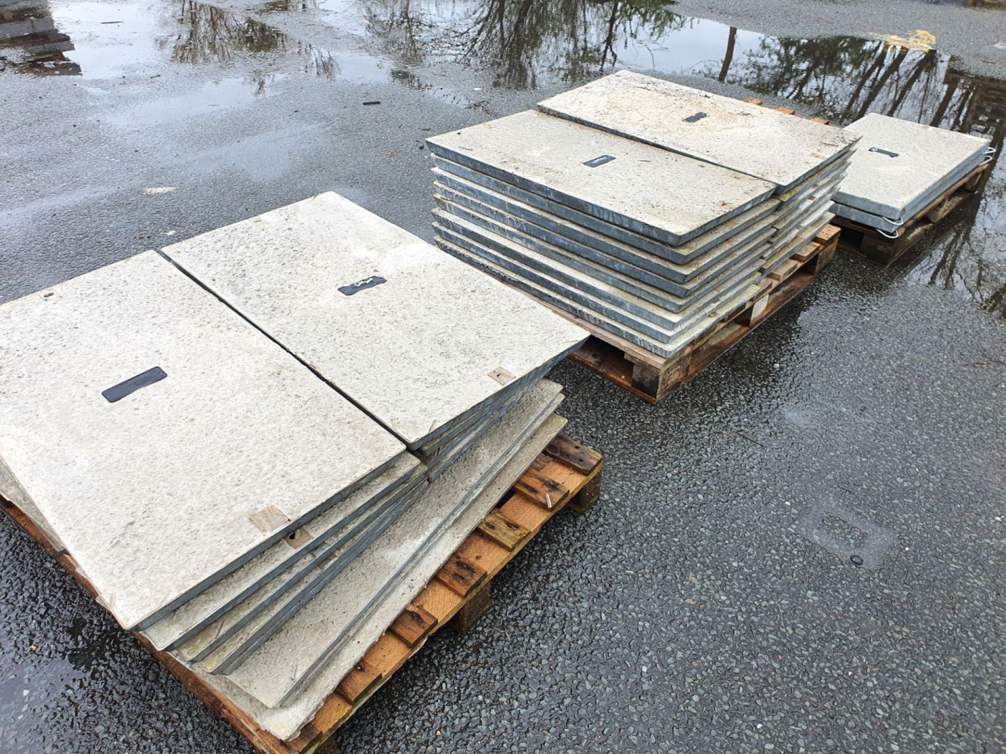 30x concrete 1000x500mm lid covers in galvanised t...