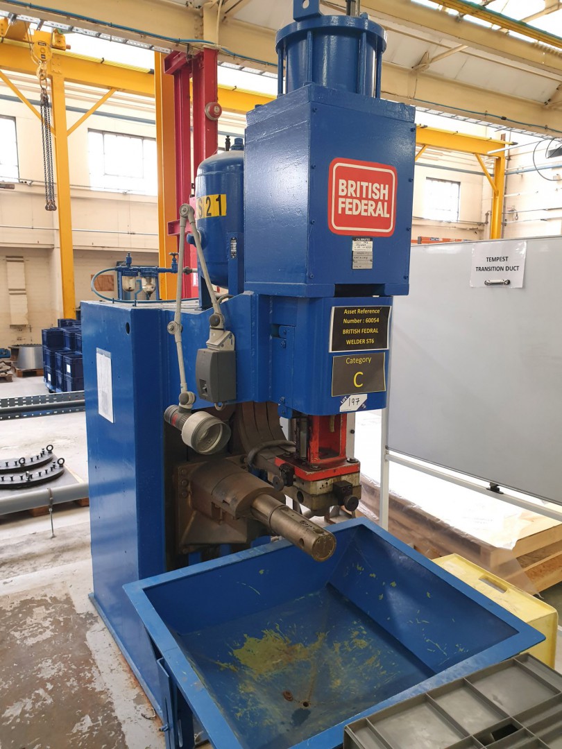 British Federal HD spot welder, 800mm throat, foot...