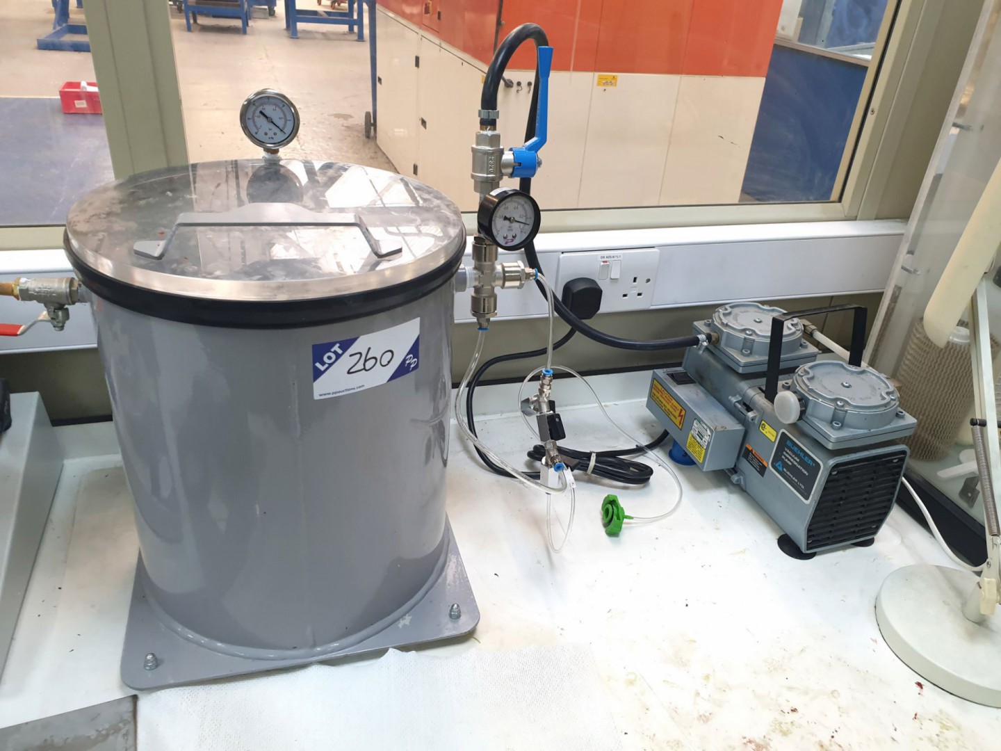 300mm dia vacuum tank with Buehler vacuum impregna...