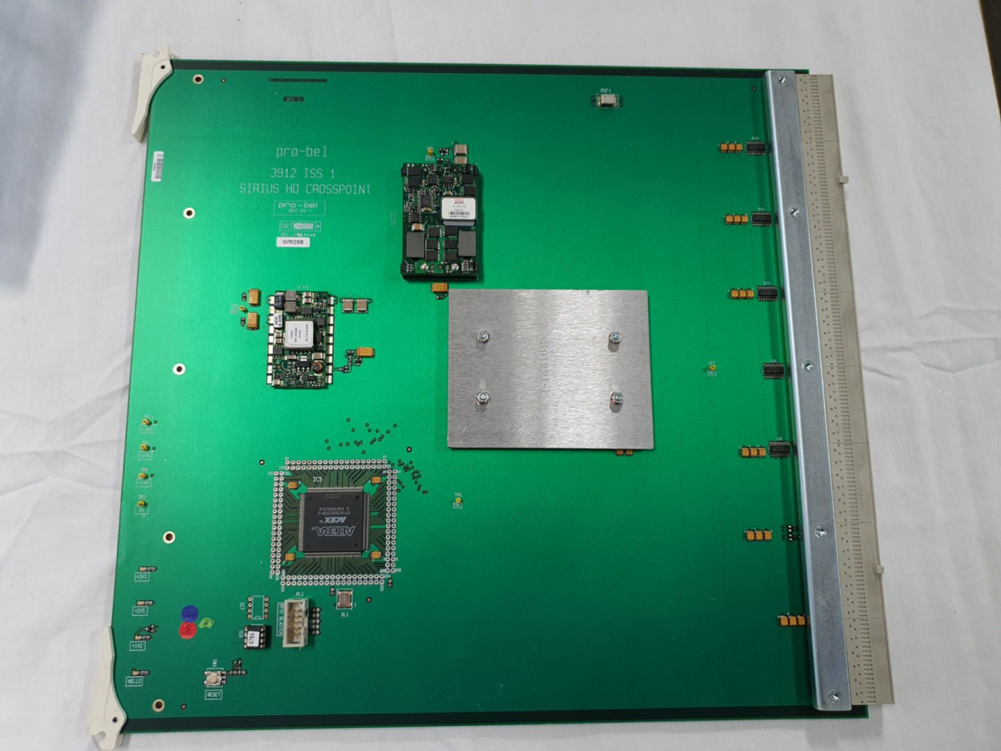 Pro-Bel 3912 ISS 1 Sirius HD cross point card