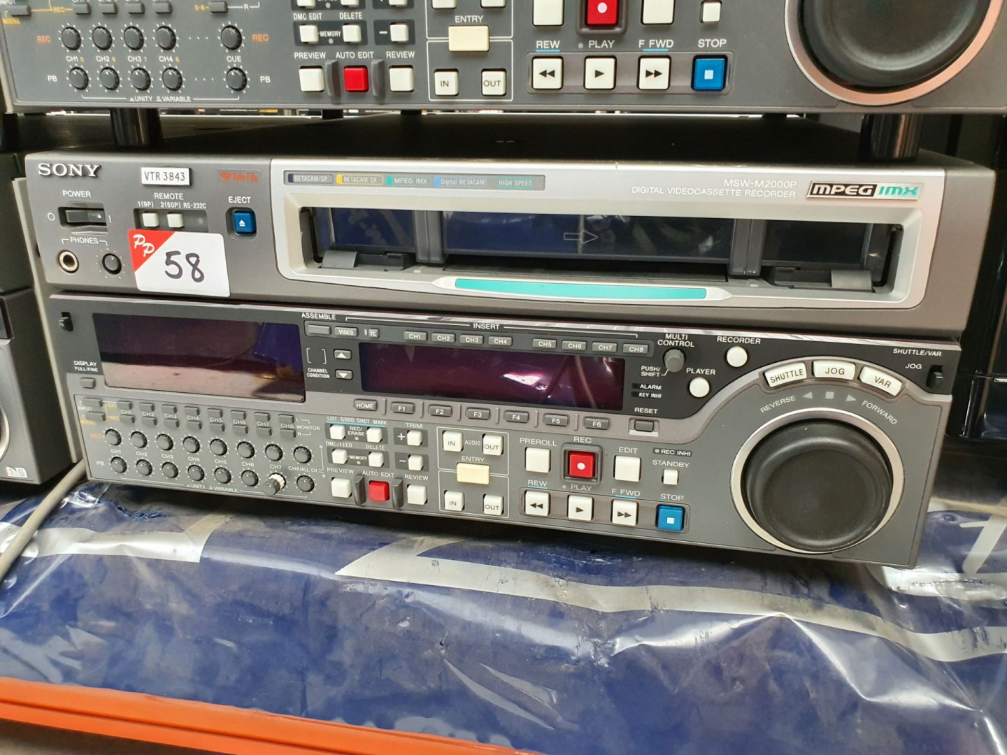 Sony MSW-M2000P digital video cassette recorder, 3...