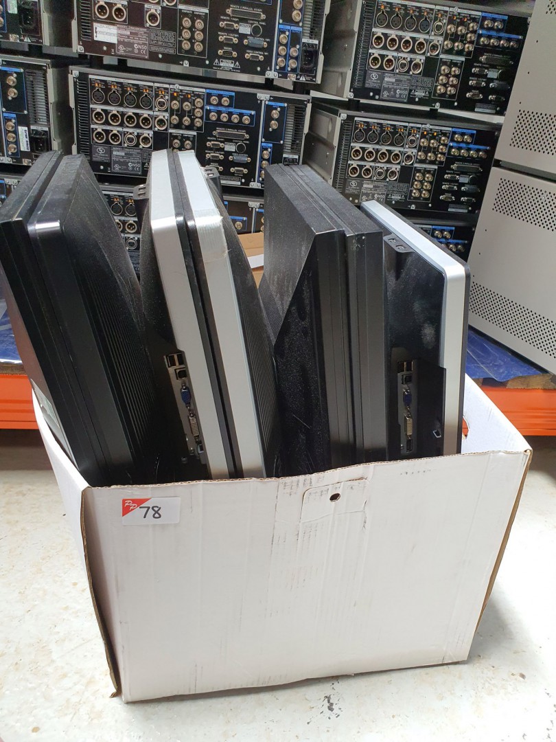 7x various LCD monitors (no stands)
