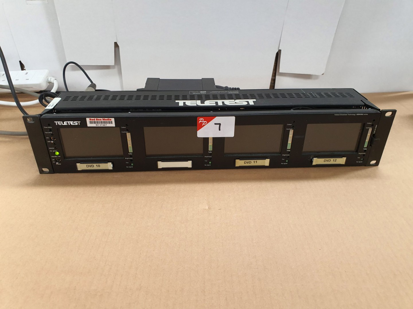 Teletest OZR4361 rack type monitor