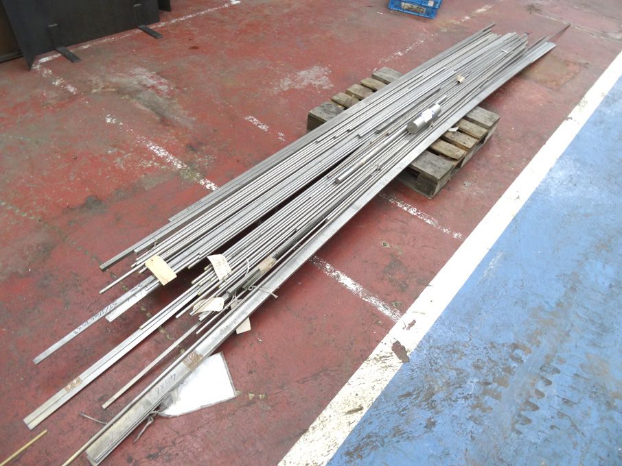Qty various stainless steel round / flat bars to 4...