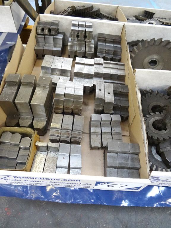 Qty various lathe chuck jaws - lot located at: Har...