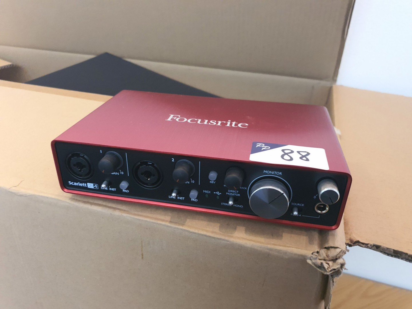 Focusrite Scarlett 2i4 USB audio interface