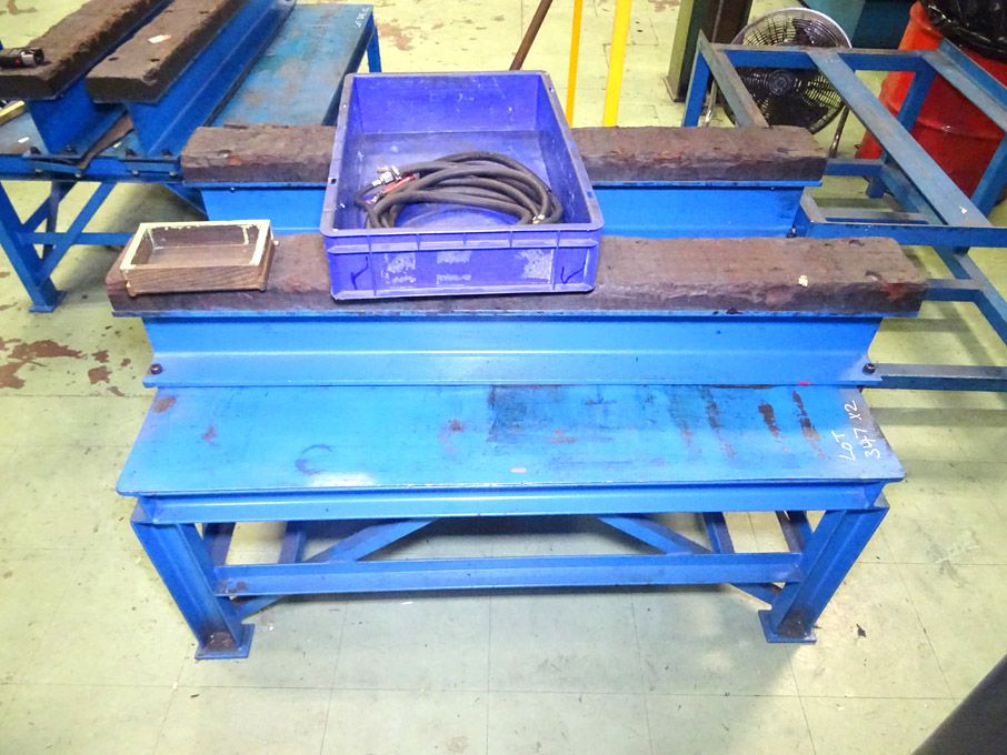 2x metal girder type work stations, 1220x900x740mm