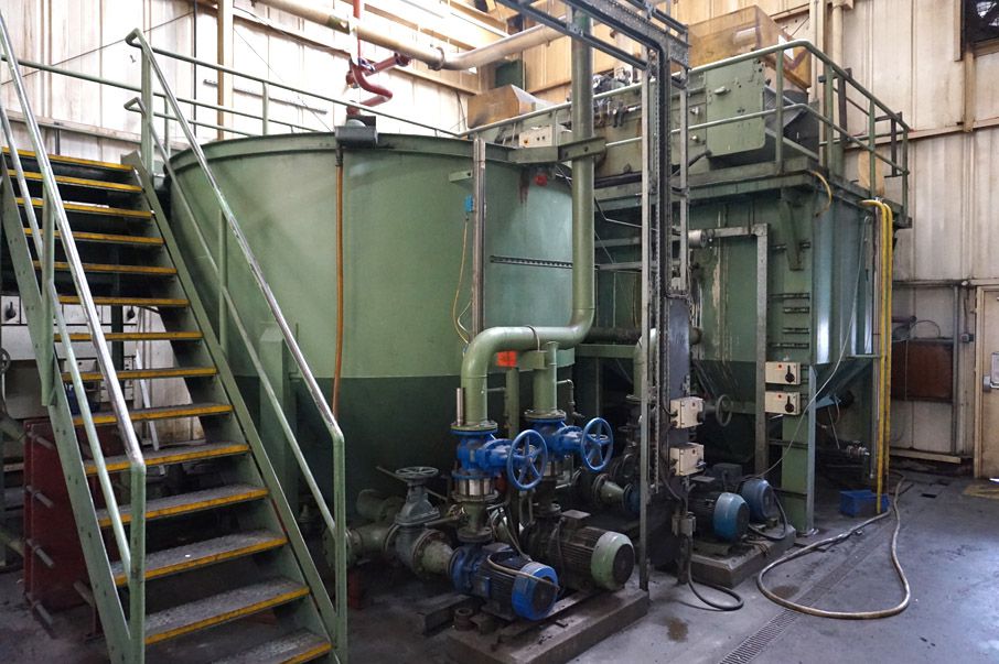 Mannesmann Demag sacks filtration plant inc: clean...
