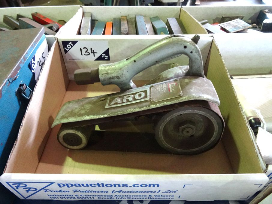 ARO pneumatic sander - Lot Located at: Aunby, Linc...