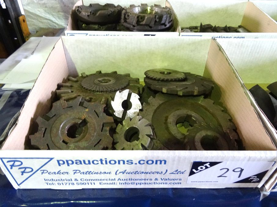 Qty various milling cutters, 170mm - Lot Located a...