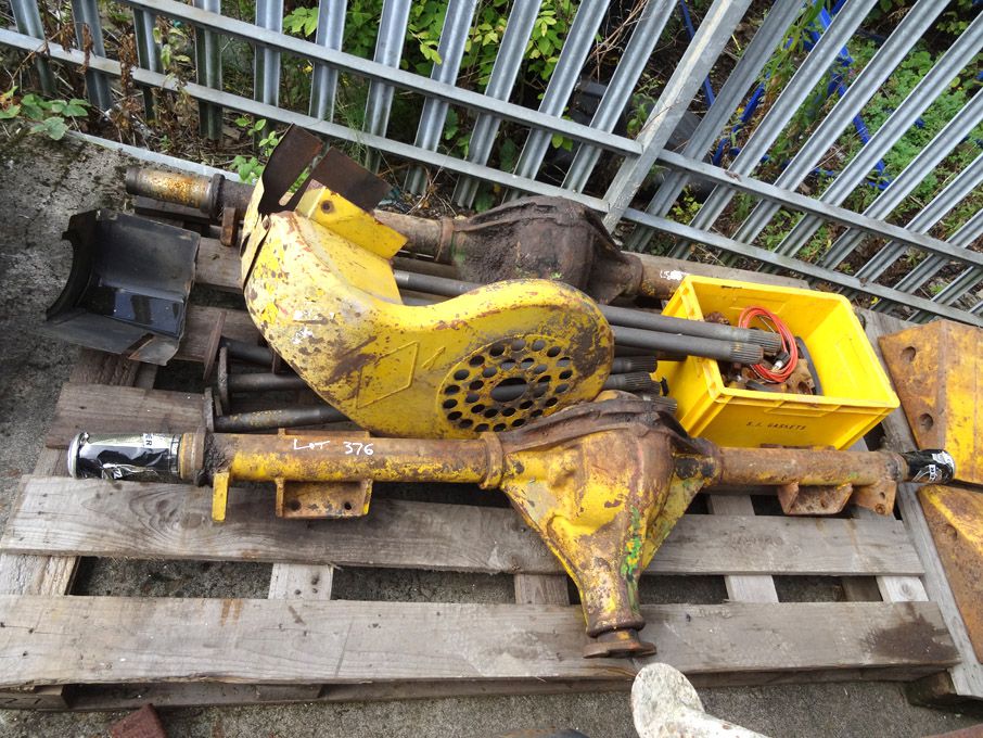 Qty axles etc on pallet - Lot Located at: Hinckley...