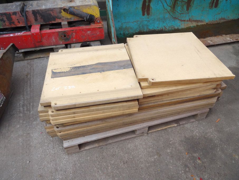 Qty wooden boards, 650x680mm approx - Lot Located...