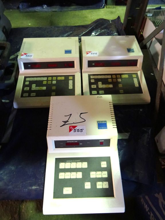 3x Zeiss MC 100 digital controls - Lot Located at:...