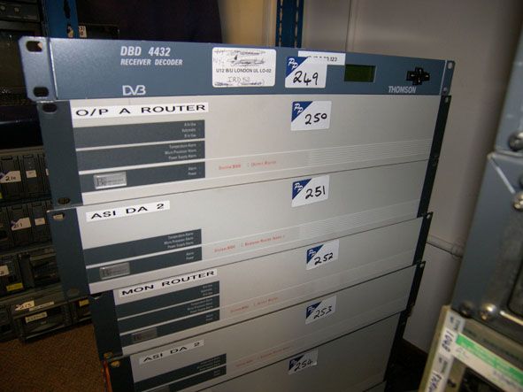 Thomson DBD 4432 receiver decoder with cards inc:...