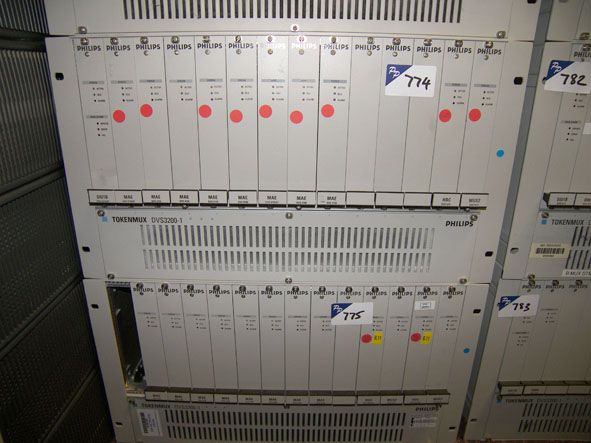 Philips TokenMUX DVS3200-1 chassis with cards inc:...