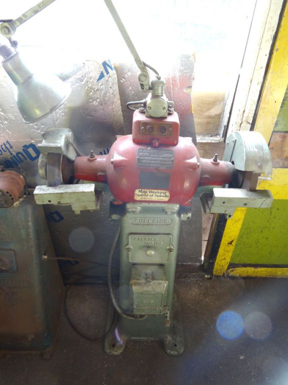 Superior 8" double ended grinder on base